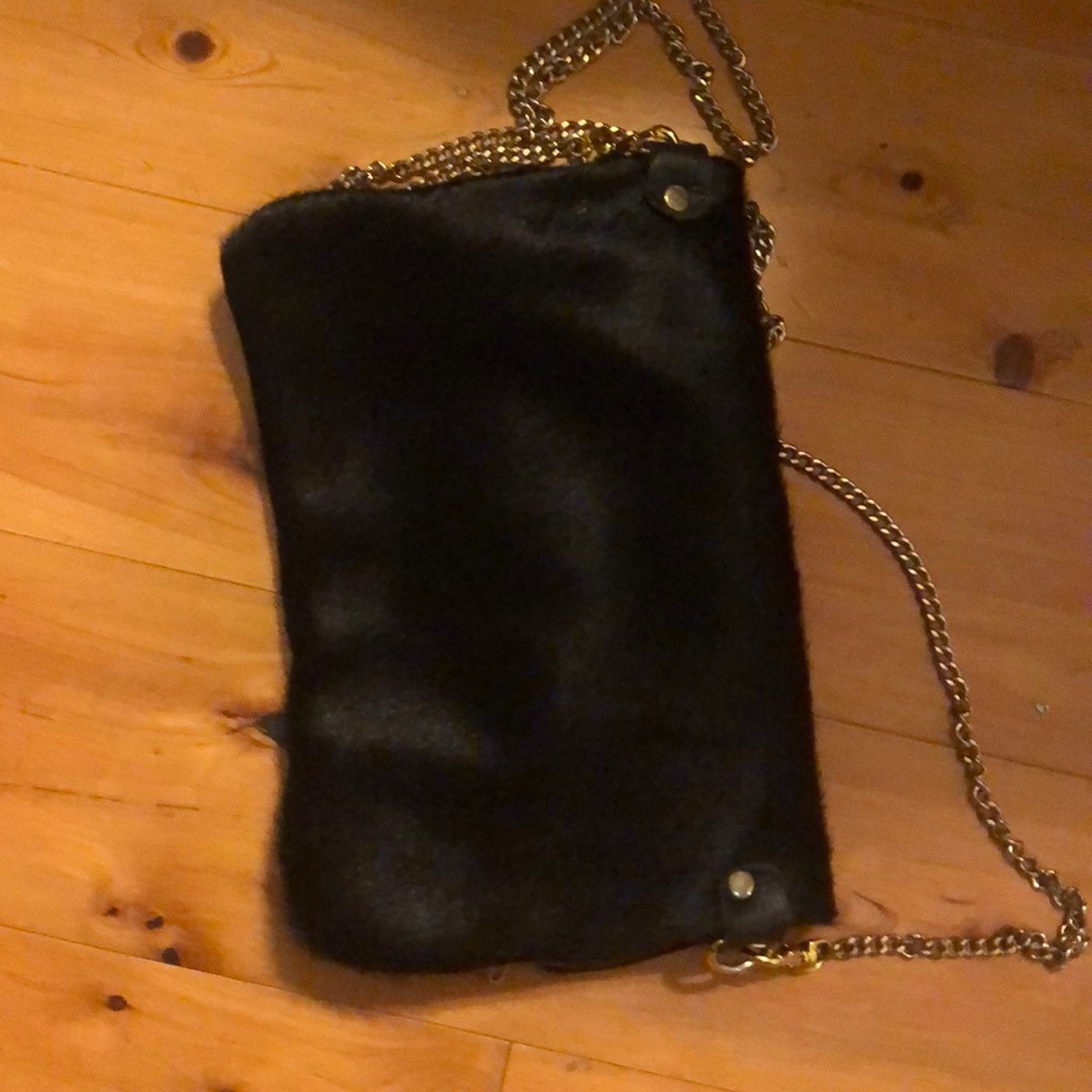 Clutch! - Picture 2 of 2